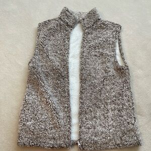 Cozy Fleece Vest in Gray
